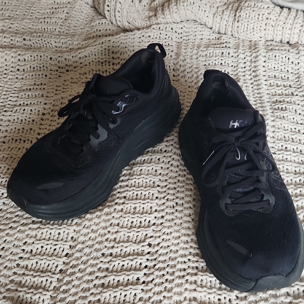 Hokas Black On Black Used 9.5 Womens Bondi 8